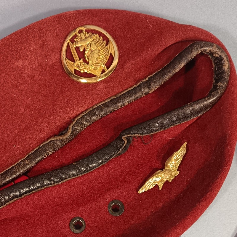 ENSEMBLE BERET INSIGNES FOURRAGERE D'UN PARA DU 35 ème RAP REGIMENT D'ARTILLERIE PARACHUTISTE